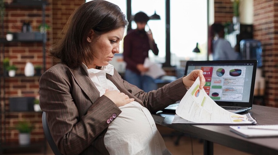 Why Outsourcing Gynecology Billing Services Boosts Efficiency