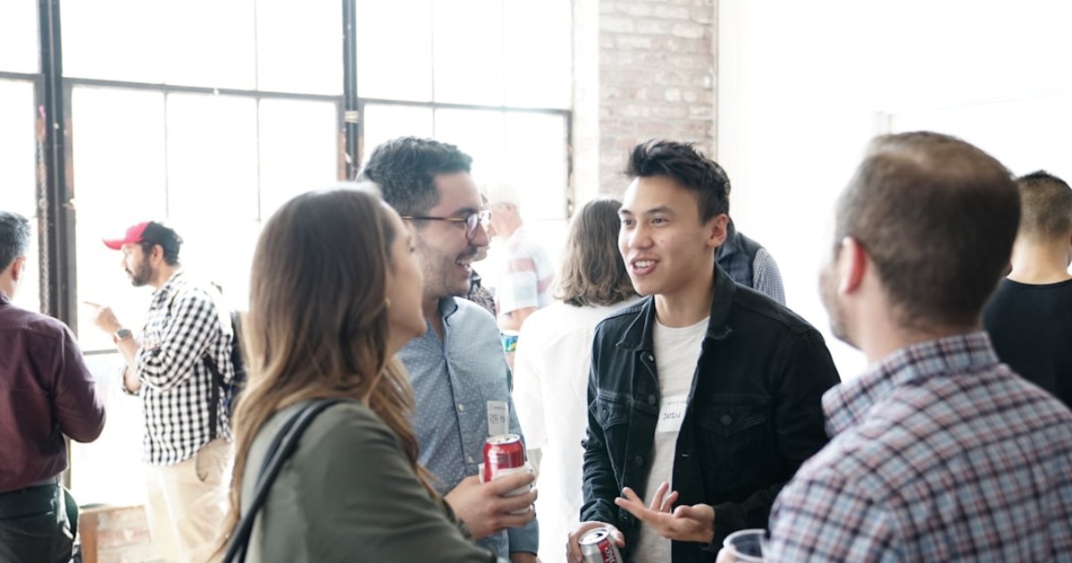 Business Networking Tips That Actually Lead to Deals